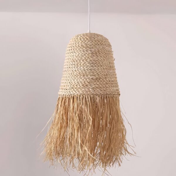 Suspension paille tressé avec franges