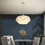 Suspension fleur blanche