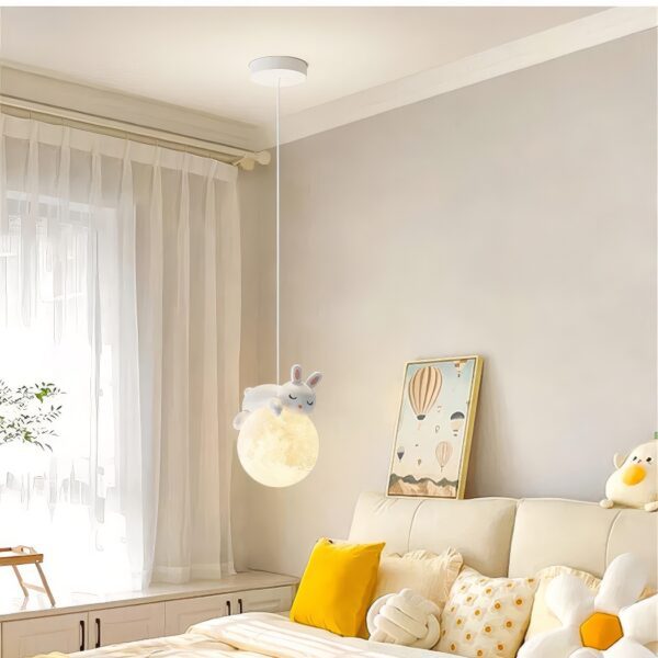 Suspension chambre enfant animal dormant