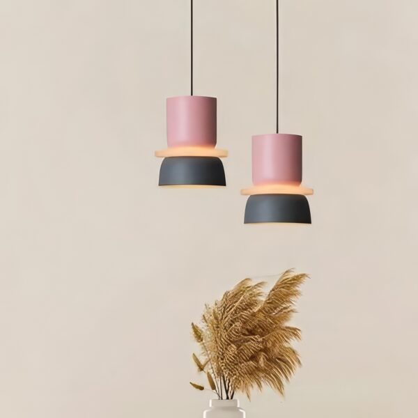 Suspension colorée design postmoderne