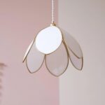 Suspension enfant fleur métal et tissu – Image 3