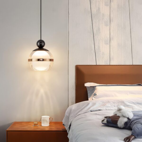 Suspension boule en verre transparent