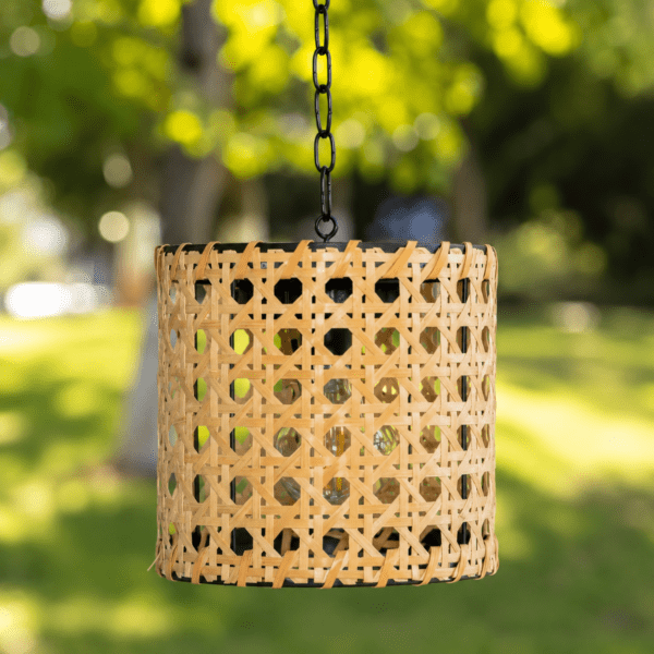 Petite suspension extérieure naturelle