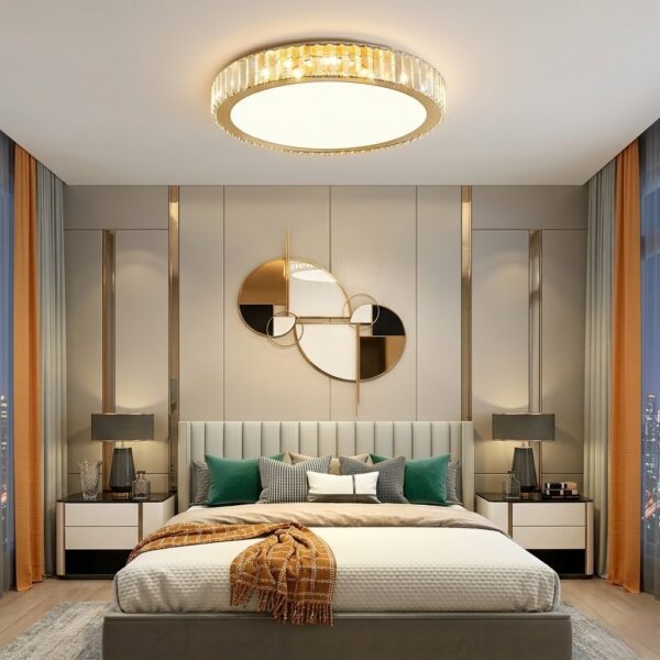 Plafonnier doré moderne