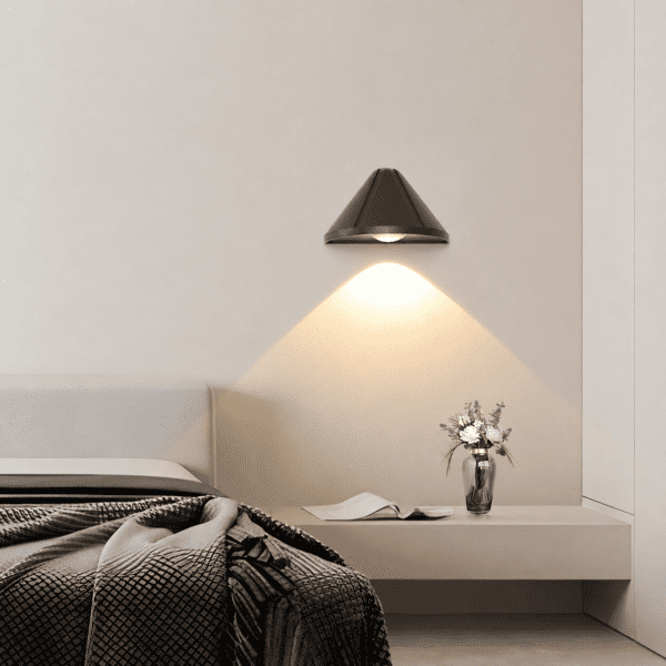 Applique murale triangle led