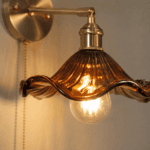 Applique murale retro vintage, laiton ambre